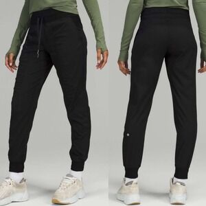 Lululemon Dance Studio Joggers Black Womens Sz 2 Style‎ W5ENMS Lightweight Pants